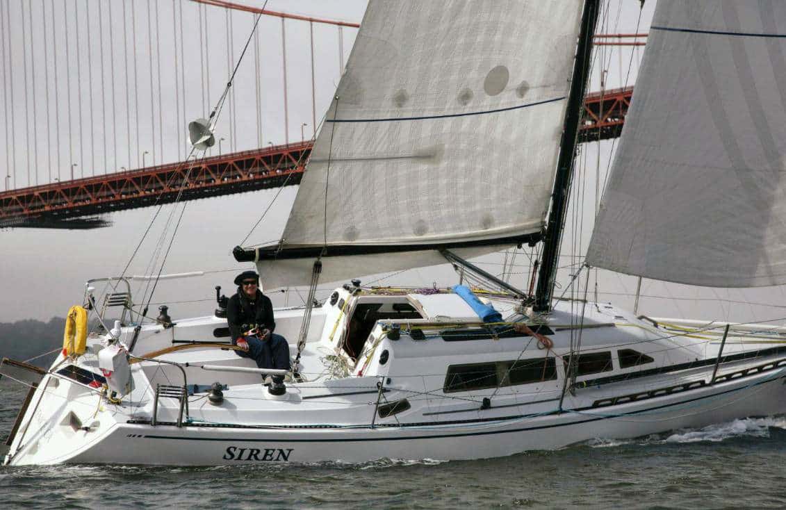 Santa Cruz 33 SIREN sailing past the Golden Gate Bridge at the start of the Singlehanded Transpac