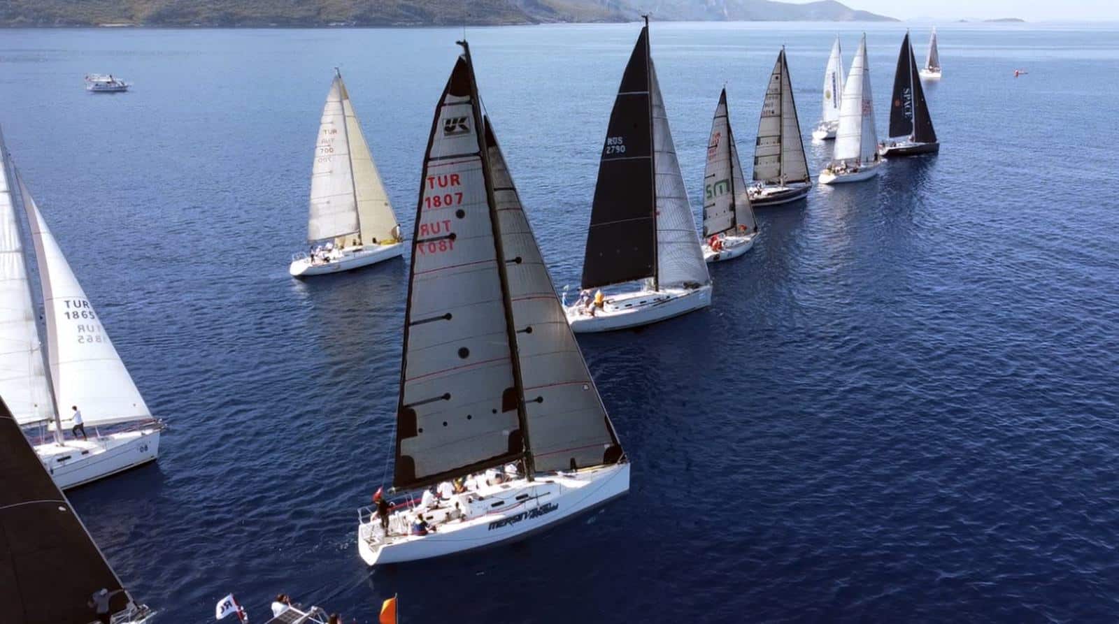 TEAM REBELLA: WOMEN IN SAILING