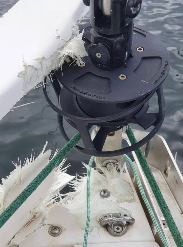 SIRENE's carbon bowsprit sheared off at the furler drum, fibers exposed