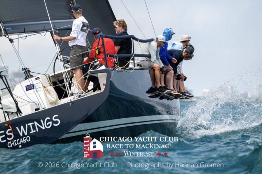 Eagles Wings, Chicago, buries her rail as crew hikes hard through chop